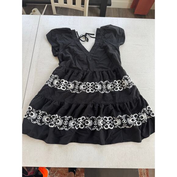 Old Navy Black Embroidered Mini Dress Goth Gothcore Alt Alternative Grunge - Picture 1 of 6